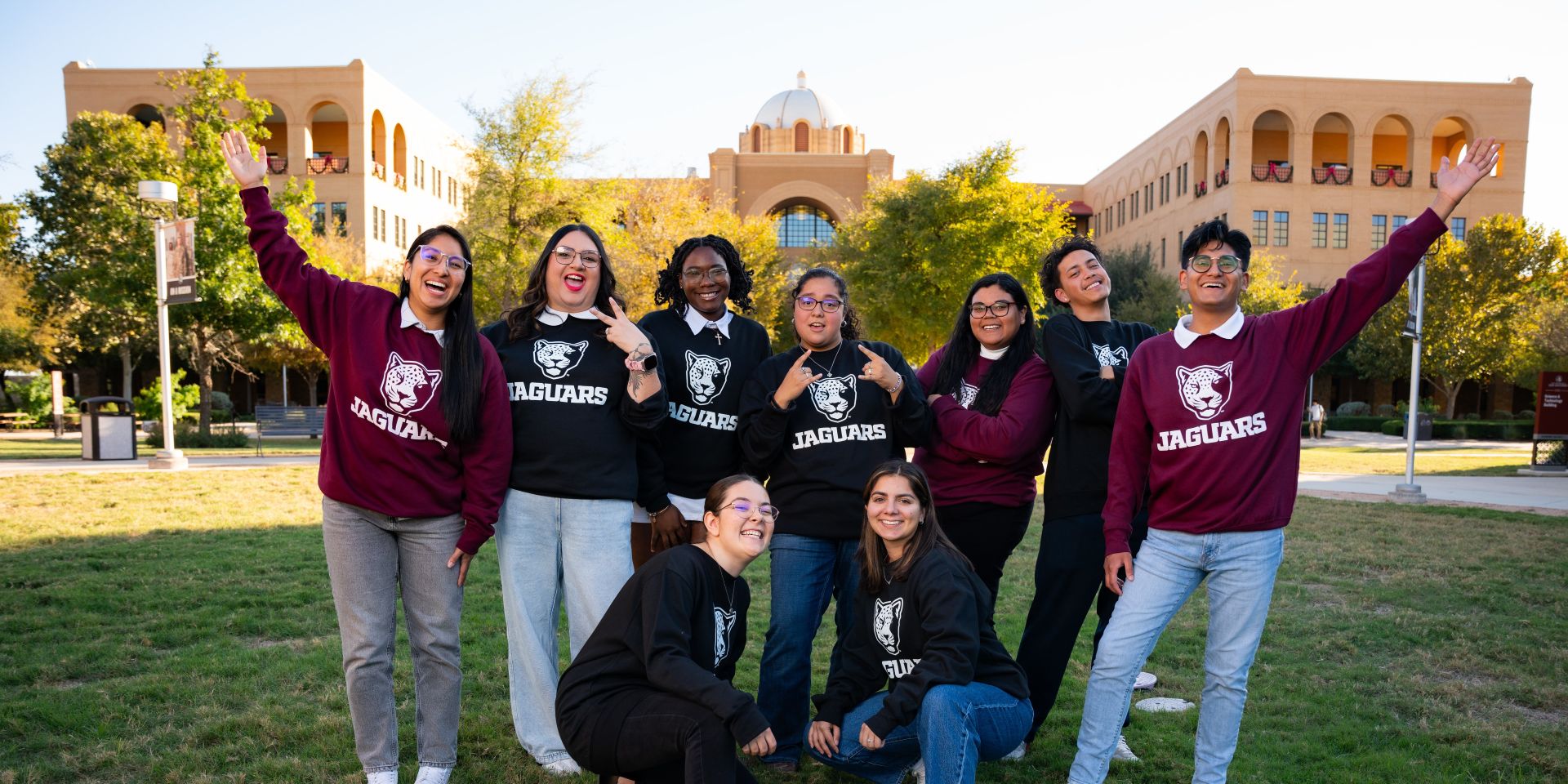 Group picture in front of Central Academic Building