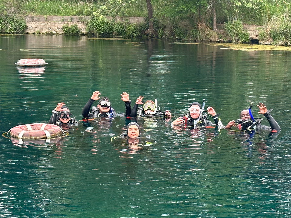 Scuba Students