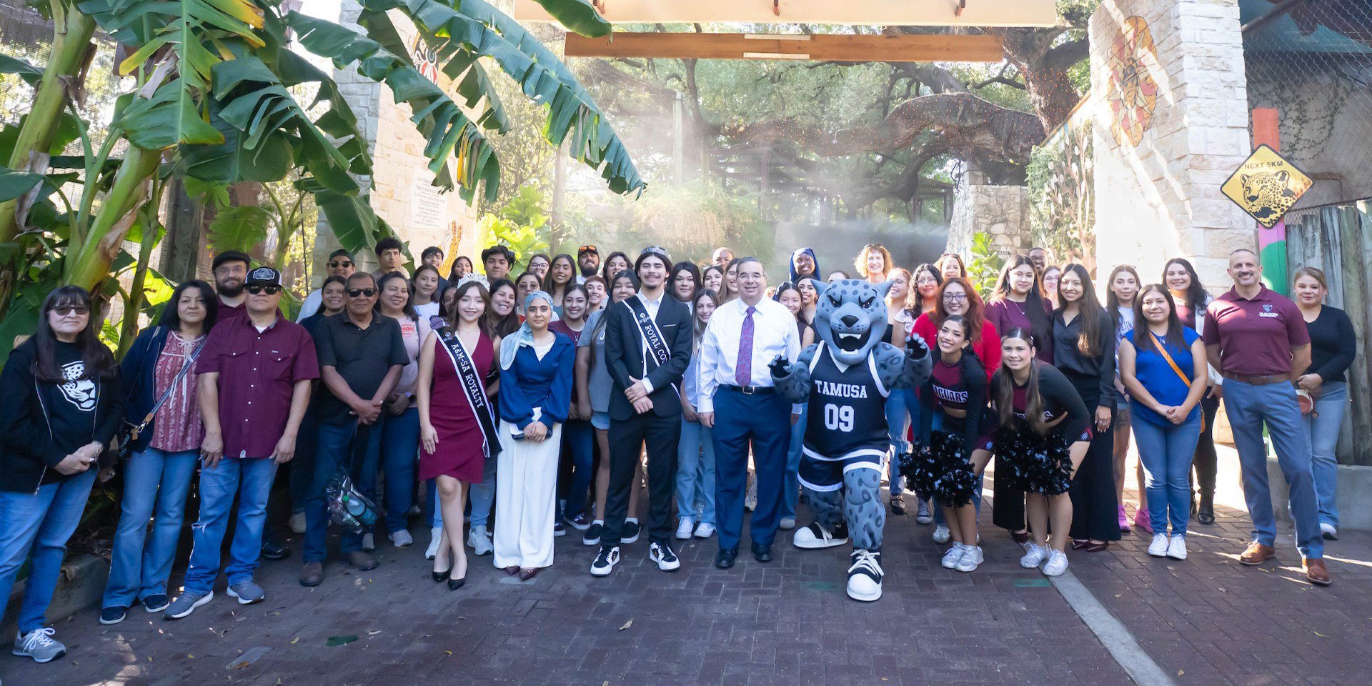 Zoo Day Group Picture