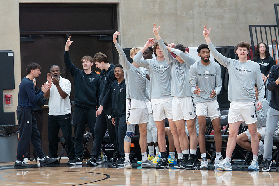 Jaguar Men's Basketball