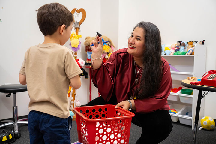 Berenice de la Cruz with Student