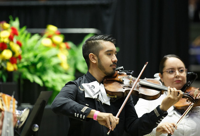Rubes Reyes performs with mariachi band.